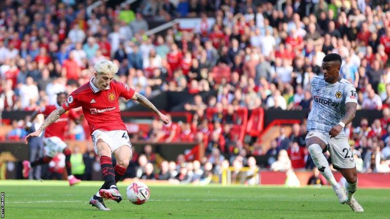 Thiếu sự sắc bén khi chơi tấn công